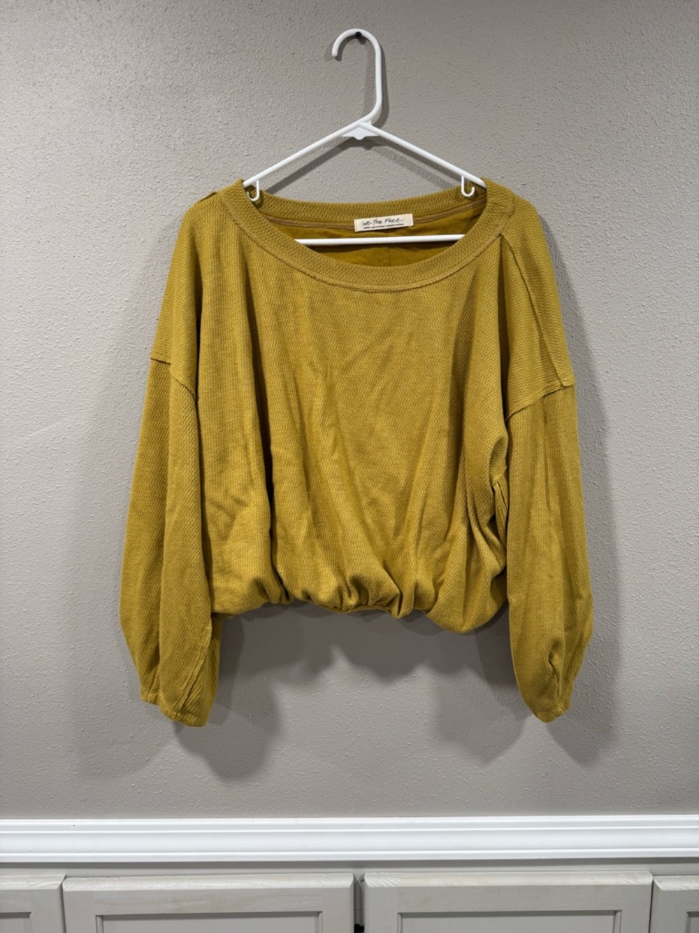 Free People We The Free Cuddle Bubble Cropped Pullover - Picture 2 of 5